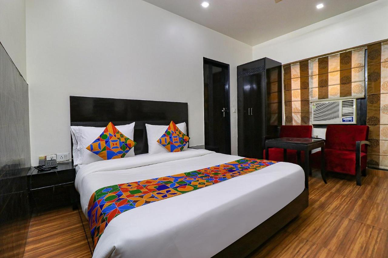 Fabhotel La Ola New Delhi Exterior foto