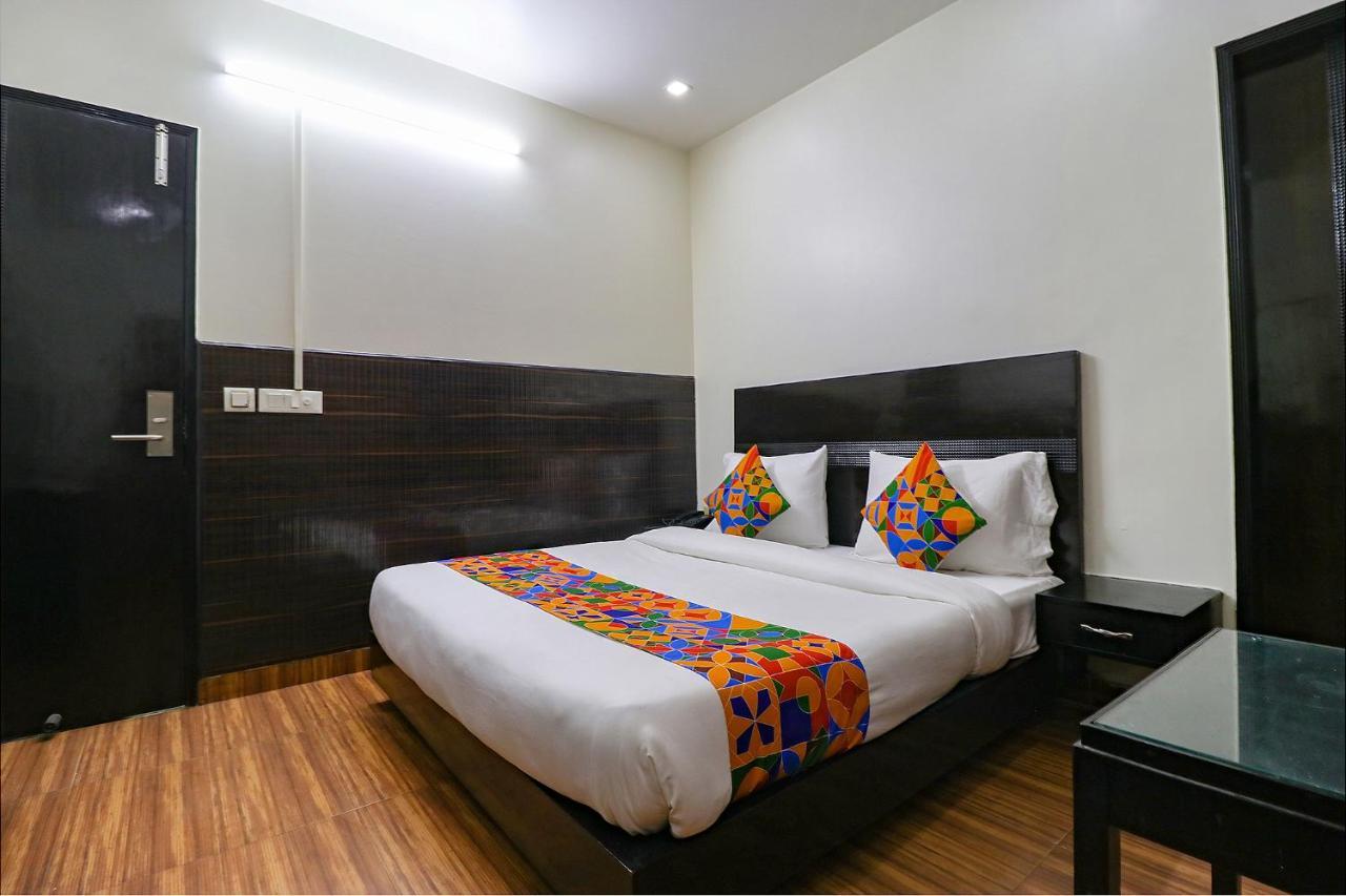 Fabhotel La Ola New Delhi Exterior foto